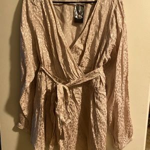 Torrid Size 2 Cheetah Blouse NWT